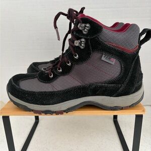 L.L. Bean Women's 9.5M Black, burgundy & gray waterproof insulated Hiking Boots